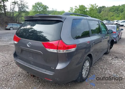 2012 Toyota Sienna Xle V6 8 Passenger from USA, damaged, VIN 5TDYK3DC5CS224787